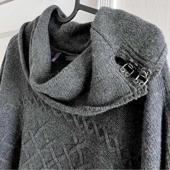 Fits up to Size L - NYDJ Poncho - Picture 5 of 6